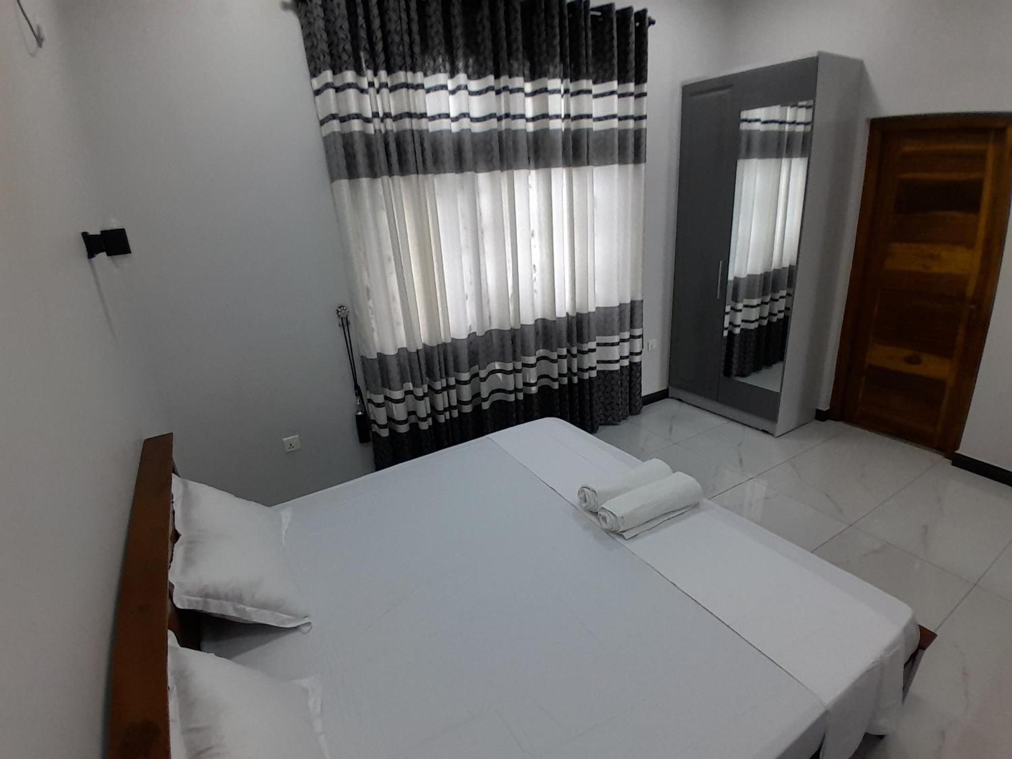 Alps Villa Dżafna Zewnętrze zdjęcie